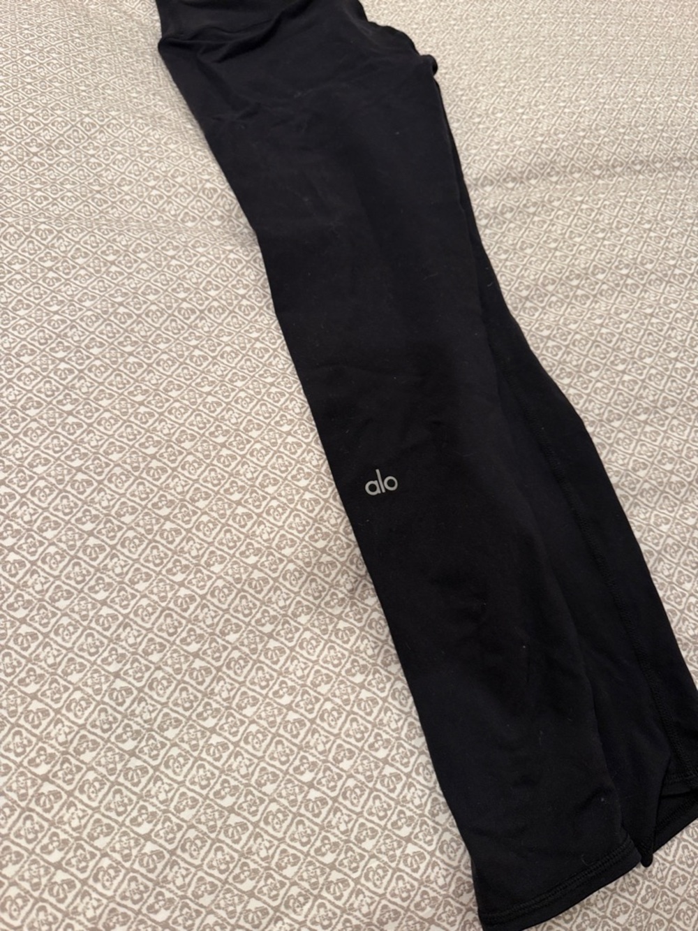 ALO Yoga Black High-Rise Leggings - Picture 2 of 5
